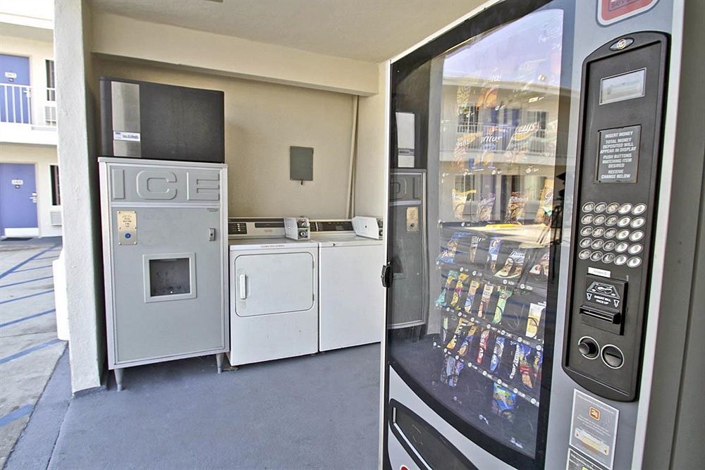 Motel 6-Long Beach, Ca - International City 외부 사진