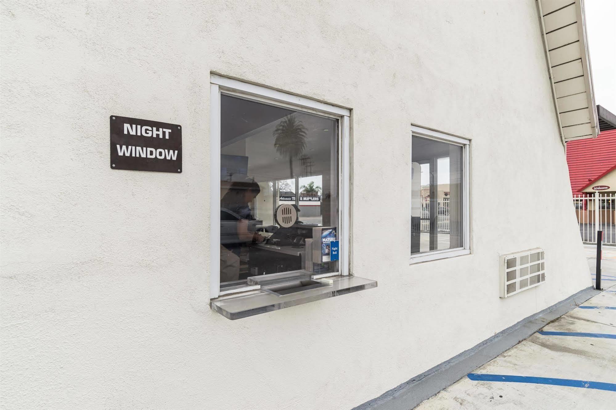 Motel 6-Long Beach, Ca - International City 외부 사진