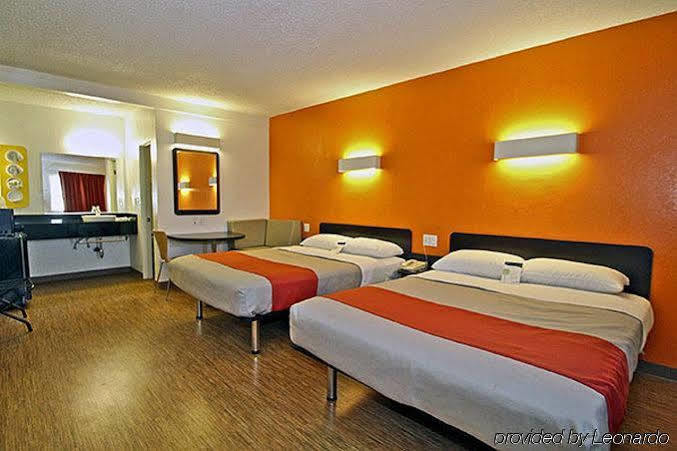 Motel 6-Long Beach, Ca - International City 외부 사진